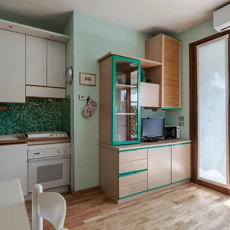 Azzurra - Monolocale Con Piscina E Wifi
