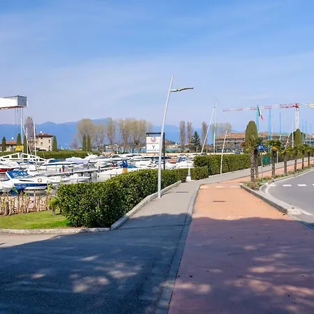Azzurra - Monolocale Con Piscina E Wifi Sirmione