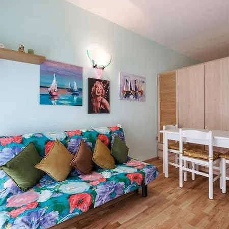 Azzurra - Monolocale Con Piscina E Wifi Sirmione