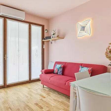 Apartment Azzurra - Monolocale Con Piscina E Wifi