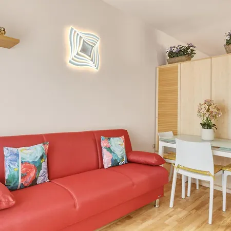Apartment Azzurra - Monolocale Con Piscina E Wifi *