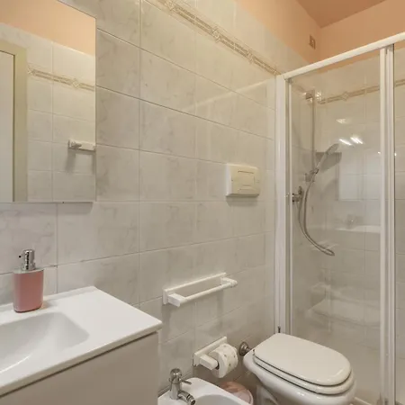 Apartament Azzurra - Monolocale Con Piscina E Wifi *